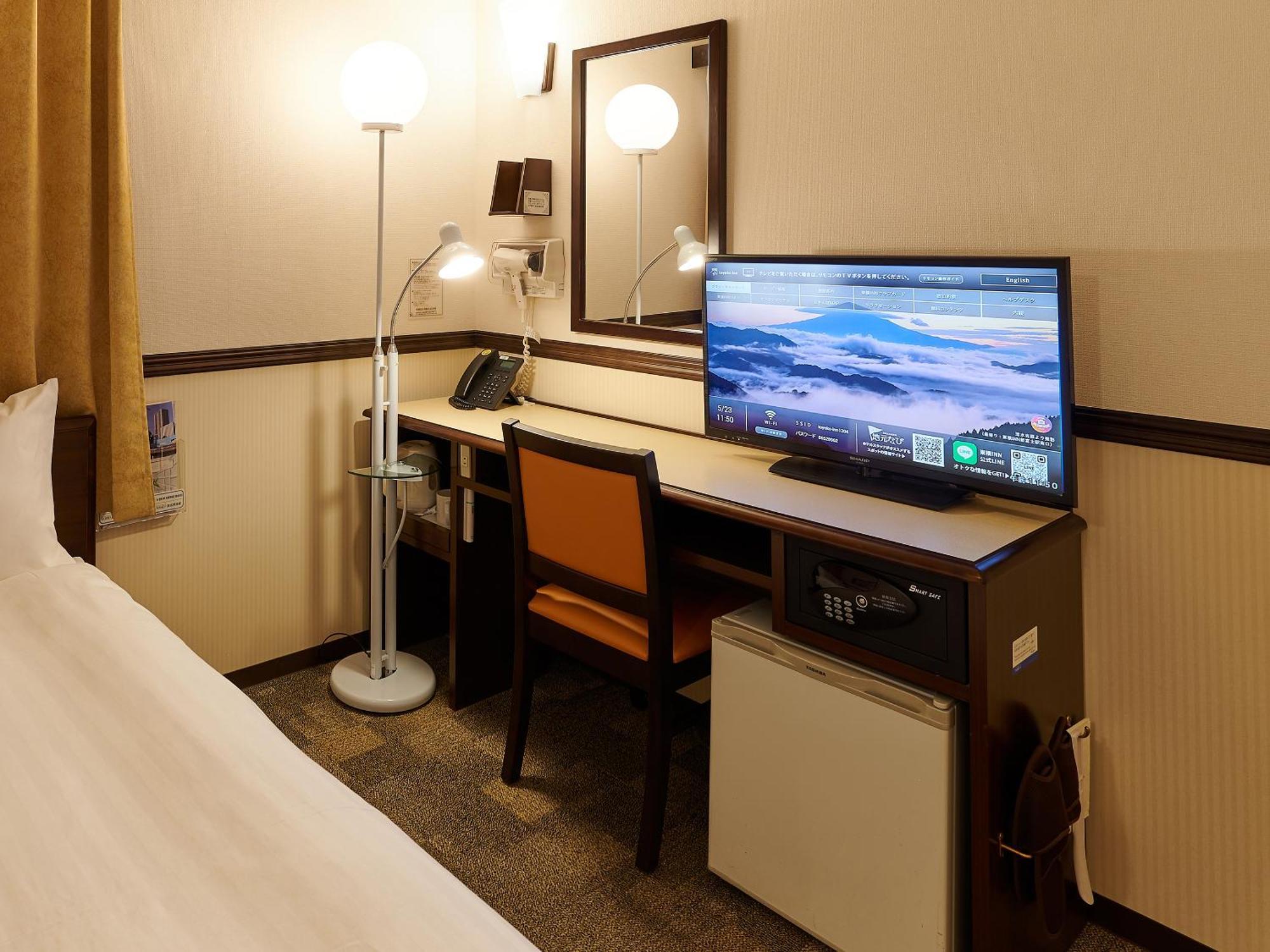 Toyoko Inn Osaka Shinsaibashi Nishi Room photo